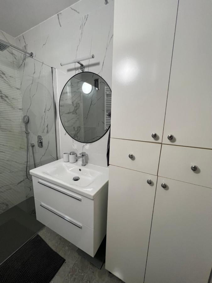 City Center Apartment Twiggy Makarska Zewnętrze zdjęcie