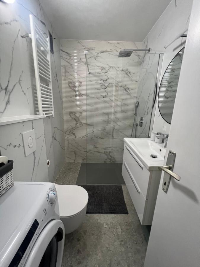 City Center Apartment Twiggy Makarska Zewnętrze zdjęcie