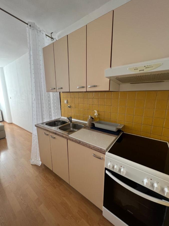 City Center Apartment Twiggy Makarska Zewnętrze zdjęcie